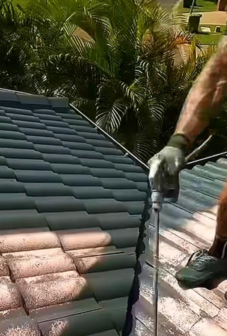 Peinture de tuiles La Réunion