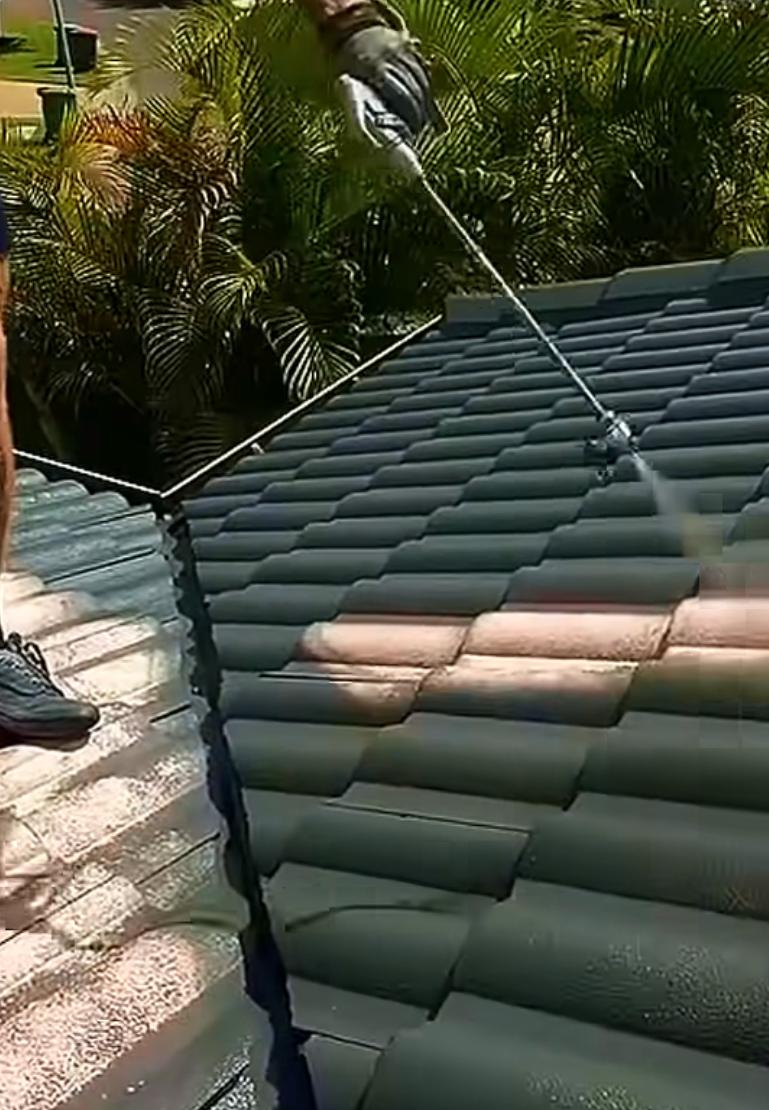 Application peinture tuiles La Réunion